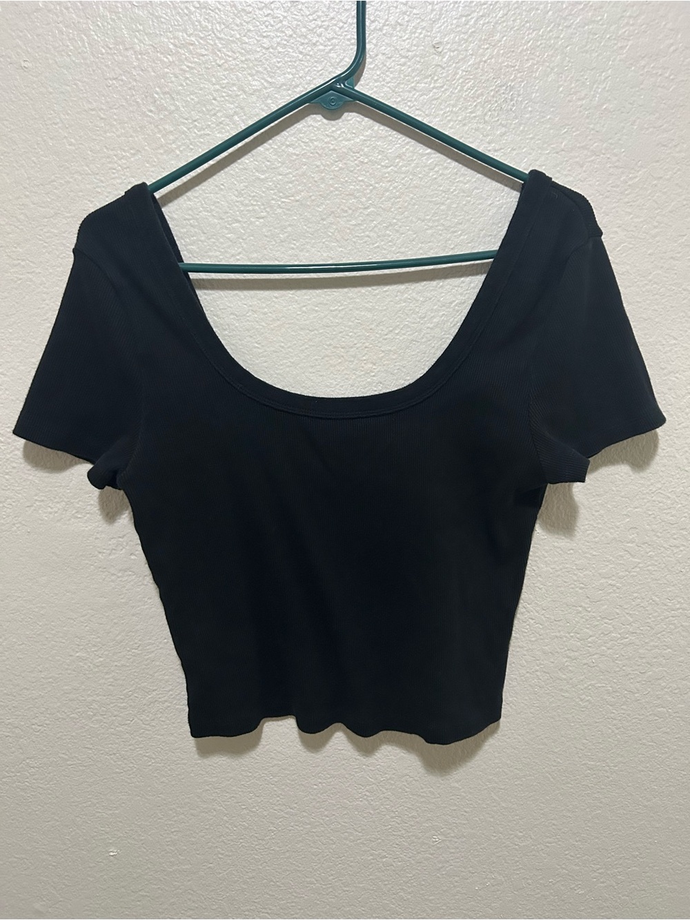 Universal Thread Black Ribbed Scoop Neck Cropped Tee Top Size Large